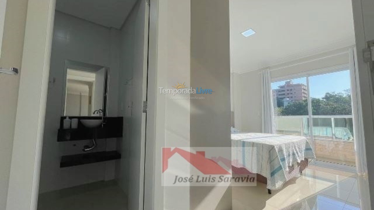 Apartamento para aluguel de temporada em Bombinhas (Praia de Bombinhas)