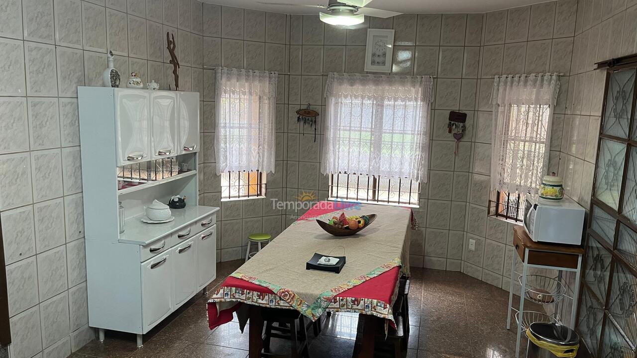 Granja para alquiler de vacaciones em Juatuba (Canaan)