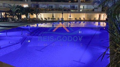 LINDO APARTAMENTO COM ÁREA DE LAZER INCRÍVEL