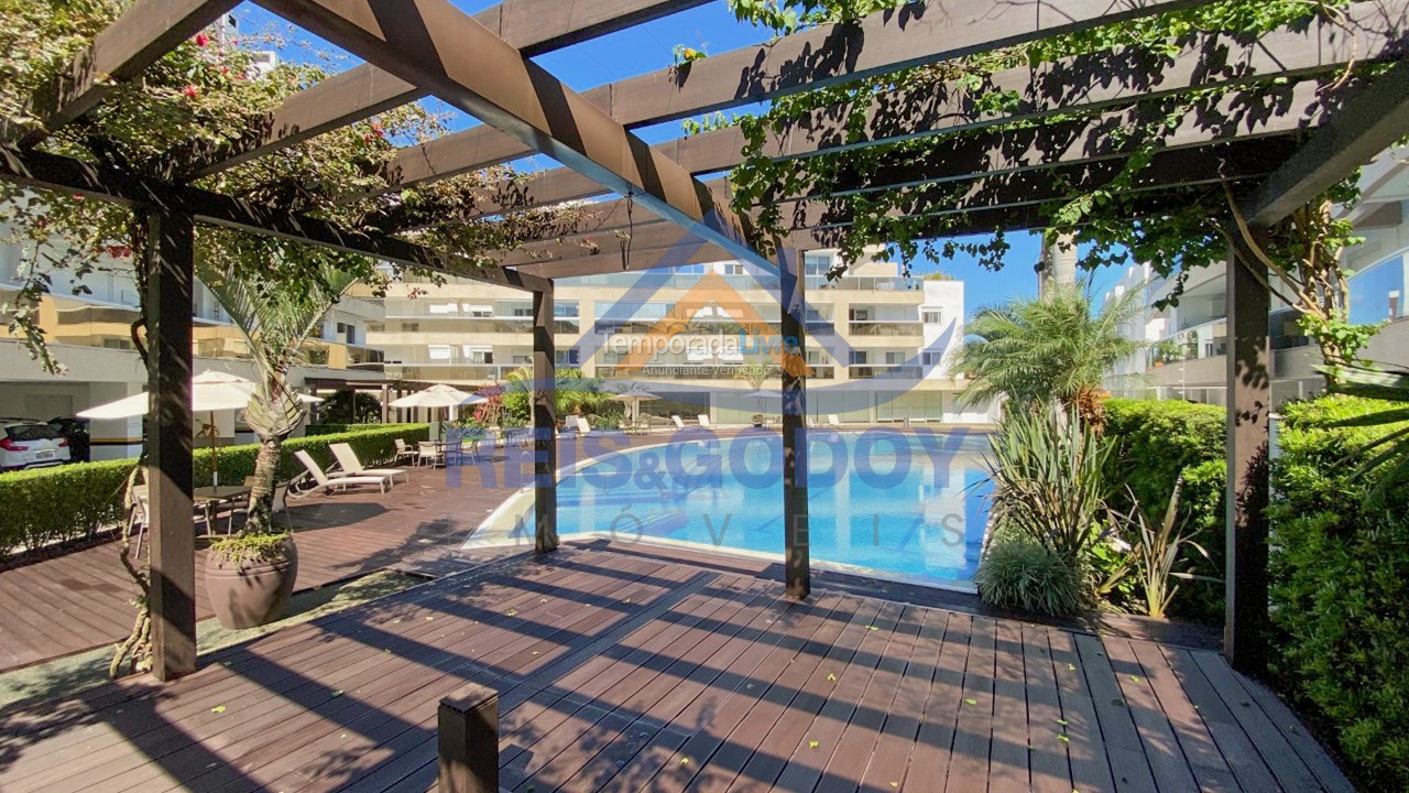 Apartamento para aluguel de temporada em Florianópolis (Jurere Tradicional)