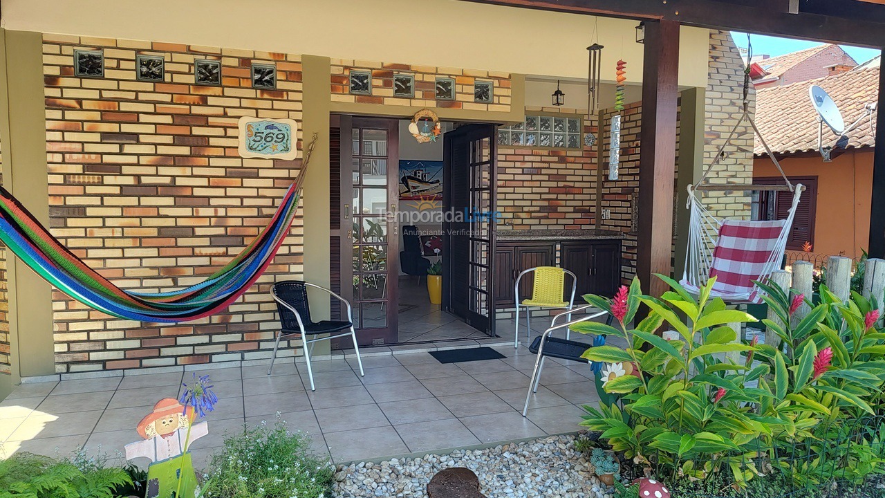 Casa para alquiler de vacaciones em São Francisco do Sul (Enseada)