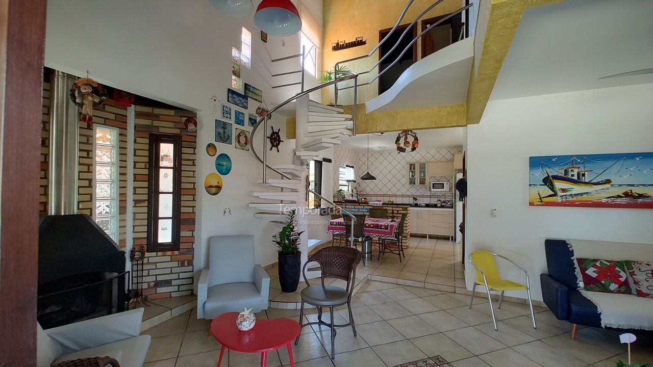 Casa para alquiler de vacaciones em São Francisco do Sul (Enseada)
