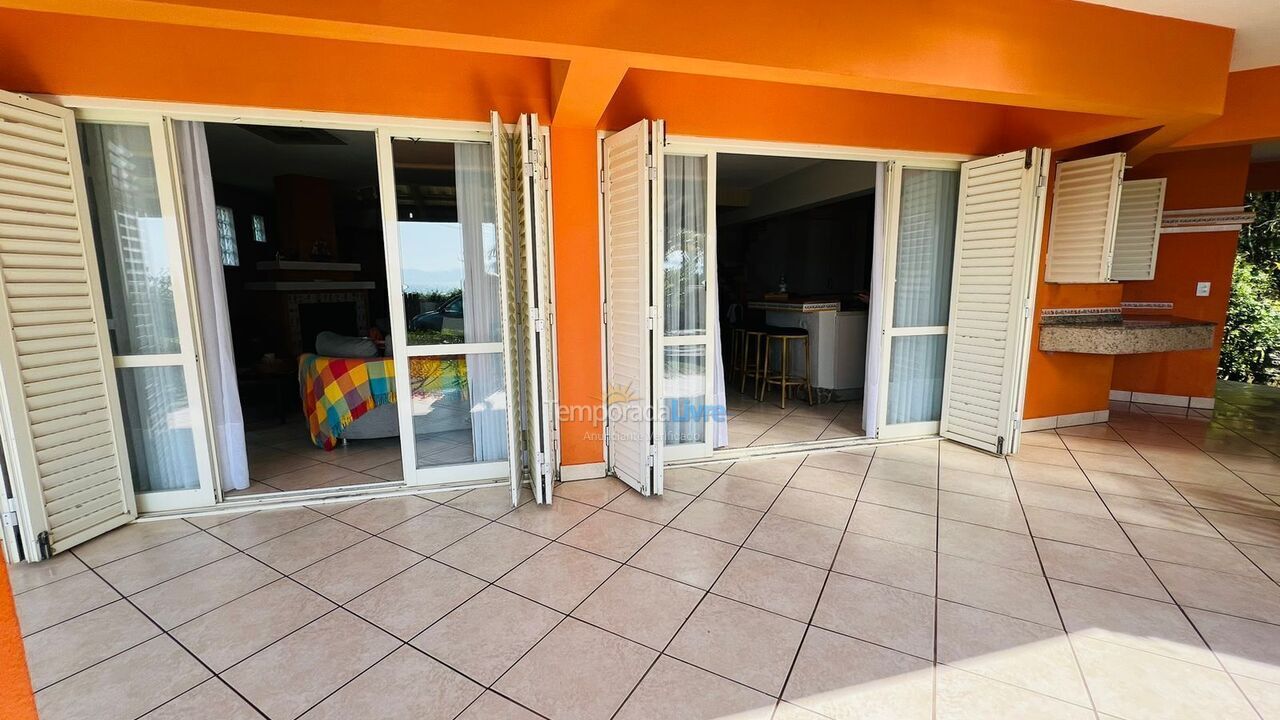 House for vacation rental in Bombinhas (Canto Grande)