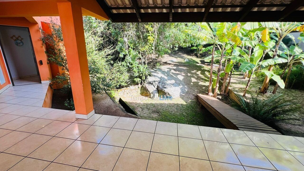 House for vacation rental in Bombinhas (Canto Grande)