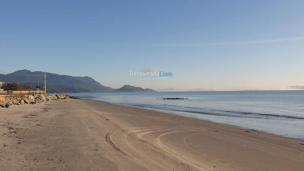 Casa para aluguel de temporada em Palhoça (Praia do Sonho)