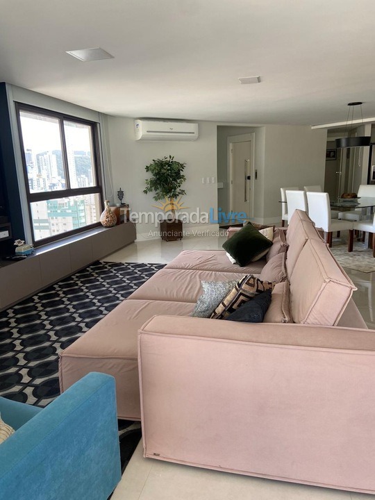 Apartment for vacation rental in Balneário Camboriú (Praia Central)