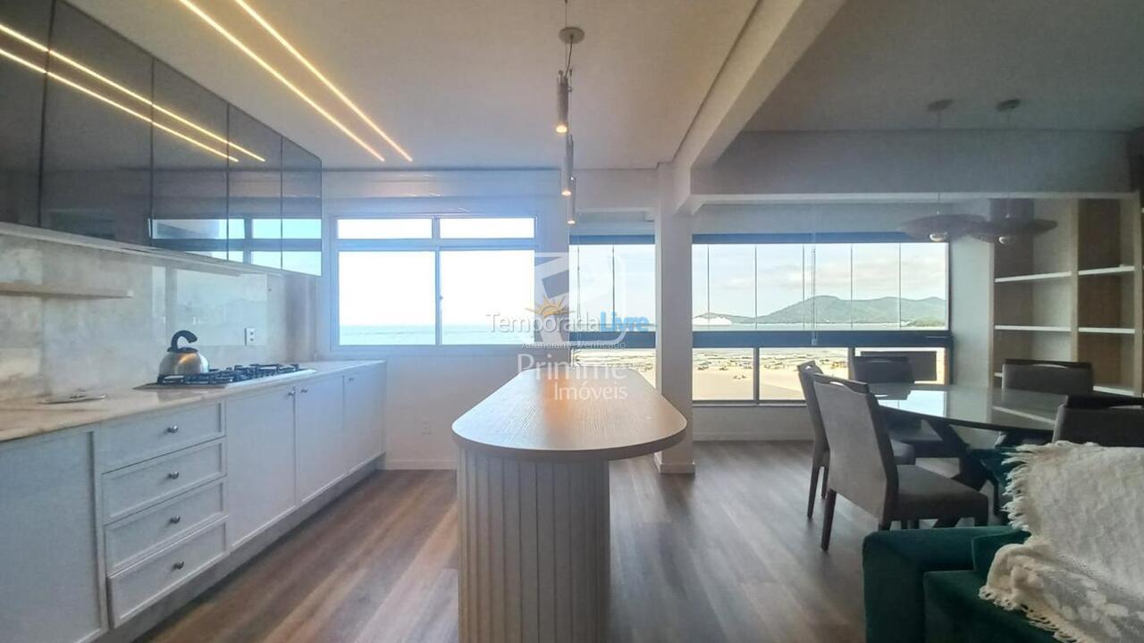 Apartamento para aluguel de temporada em Balneário Camboriú (Centro)