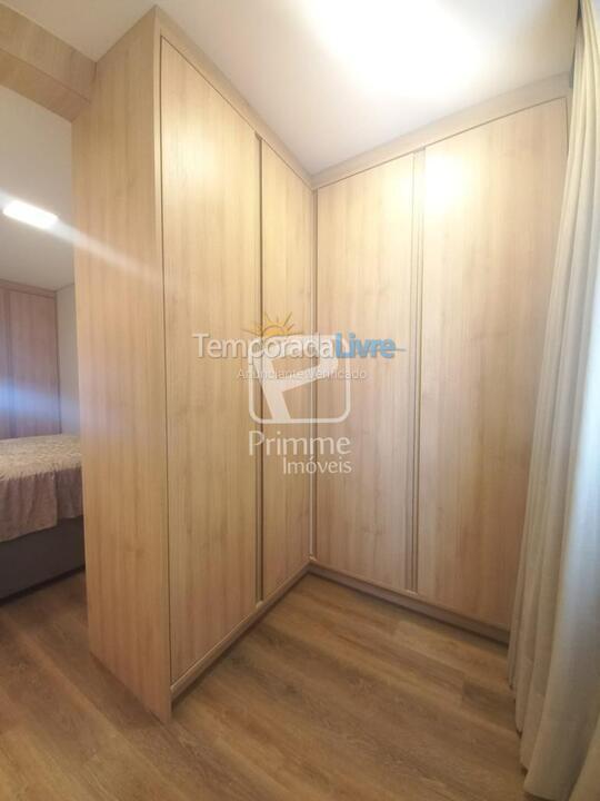 Apartamento para aluguel de temporada em Balneário Camboriú (Centro)