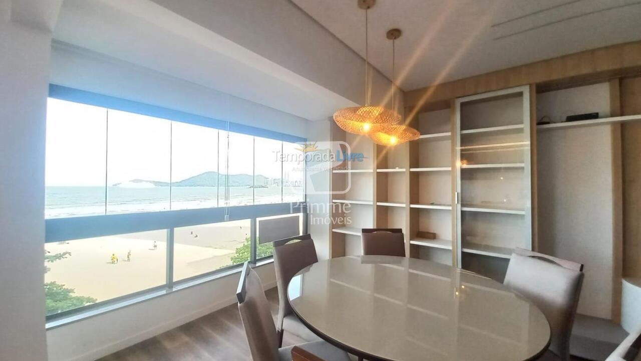 Apartamento para aluguel de temporada em Balneário Camboriú (Centro)