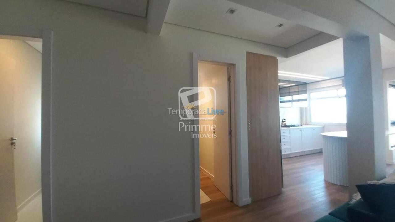 Apartamento para aluguel de temporada em Balneário Camboriú (Centro)