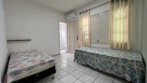 Casa P/ temporada em Porto Seguro, P/ 56 Pessoas.