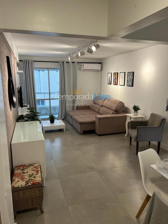 Apartment for vacation rental in Bombinhas (Praia de Bombinhas)