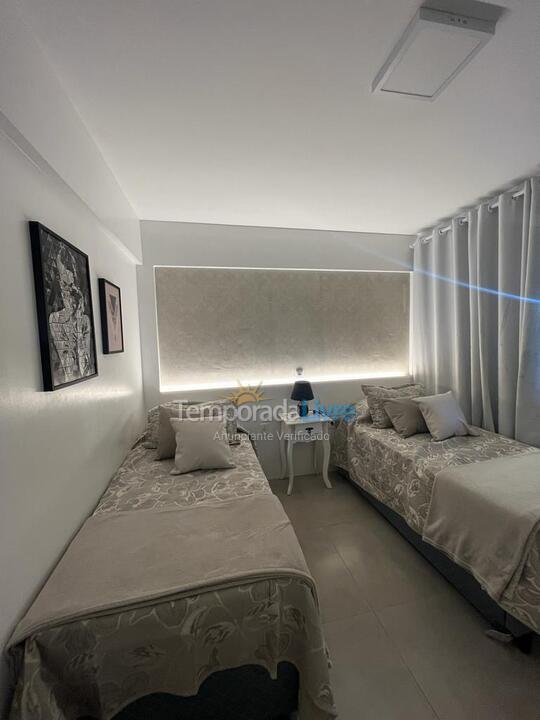 Apartment for vacation rental in Bombinhas (Praia de Bombinhas)