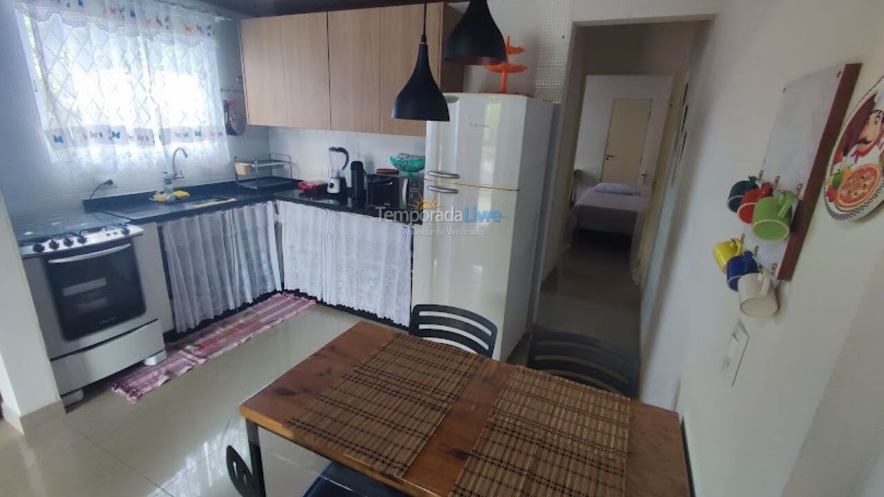 Casa para aluguel de temporada em Ubatuba (Estufa 2)