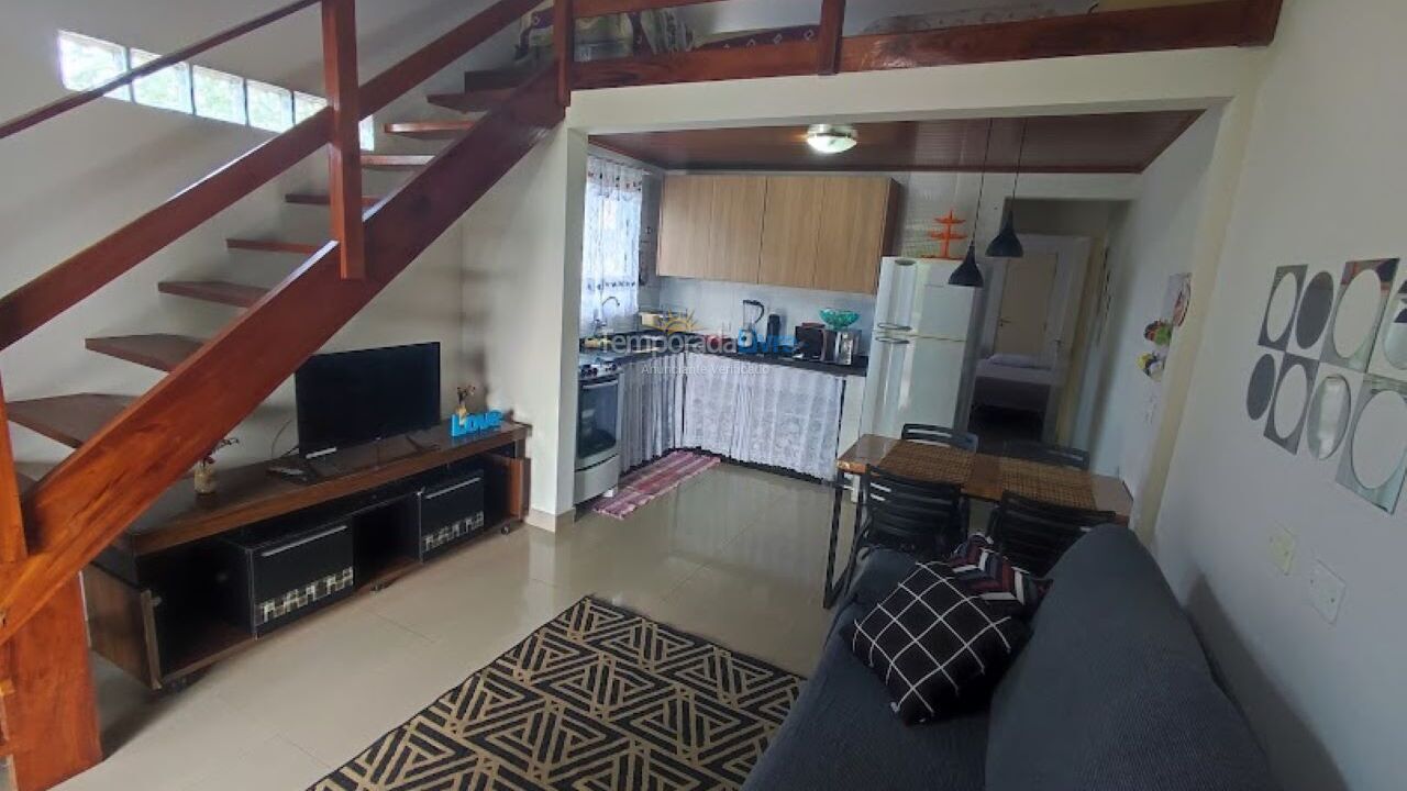 Casa para aluguel de temporada em Ubatuba (Estufa 2)