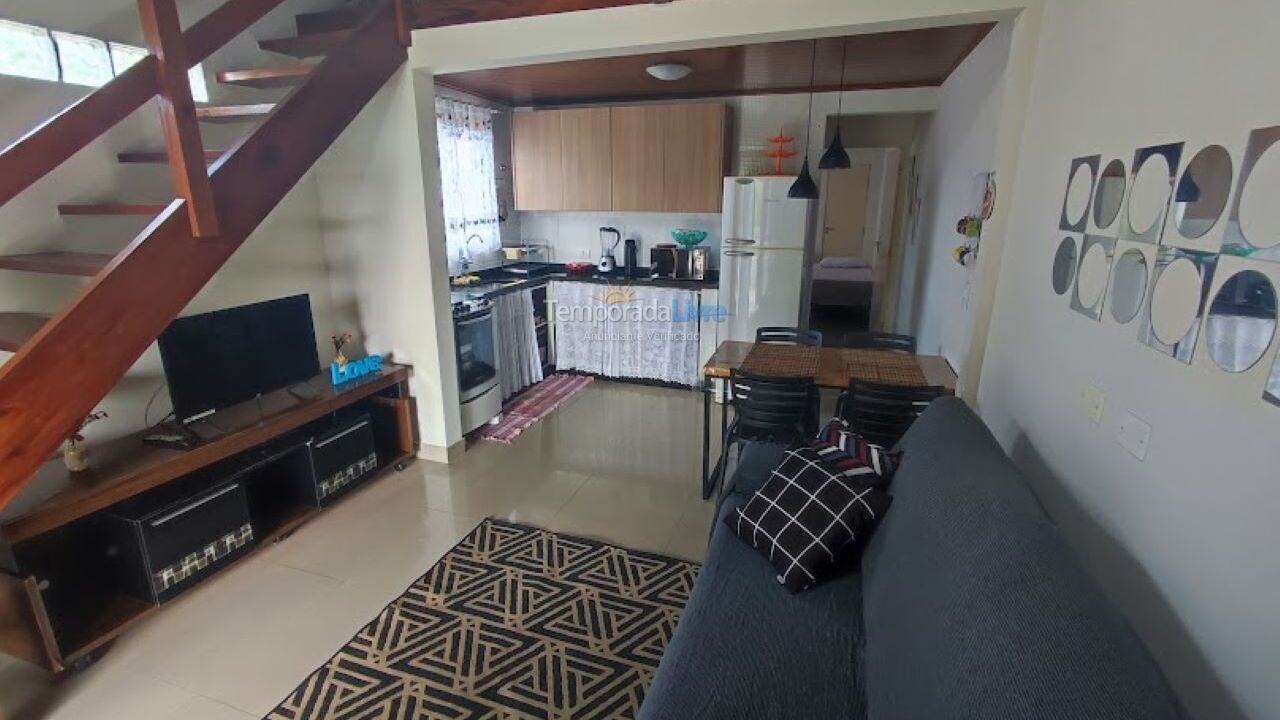Casa para aluguel de temporada em Ubatuba (Estufa 2)