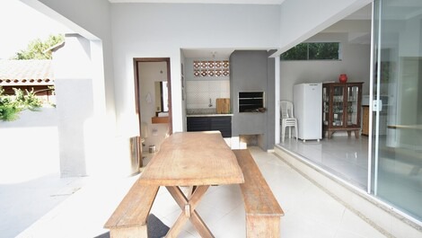 CASA ATHOS * 4 QUARTOS * PISCINA * 250 mts da praia de Canto Grande