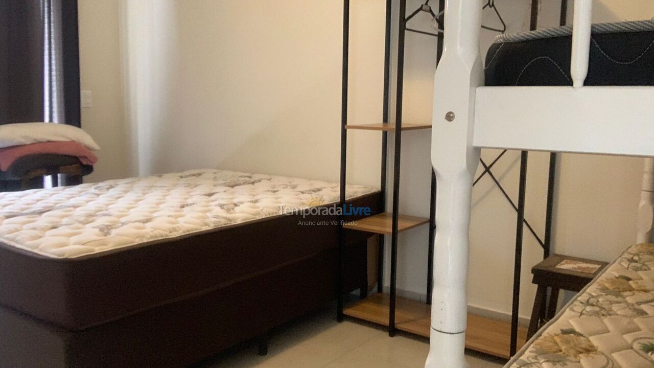 Casa para aluguel de temporada em Bombinhas (Canto Grande)