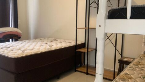 CASA ATHOS * 4 QUARTOS * PISCINA * 250 mts da praia de Canto Grande