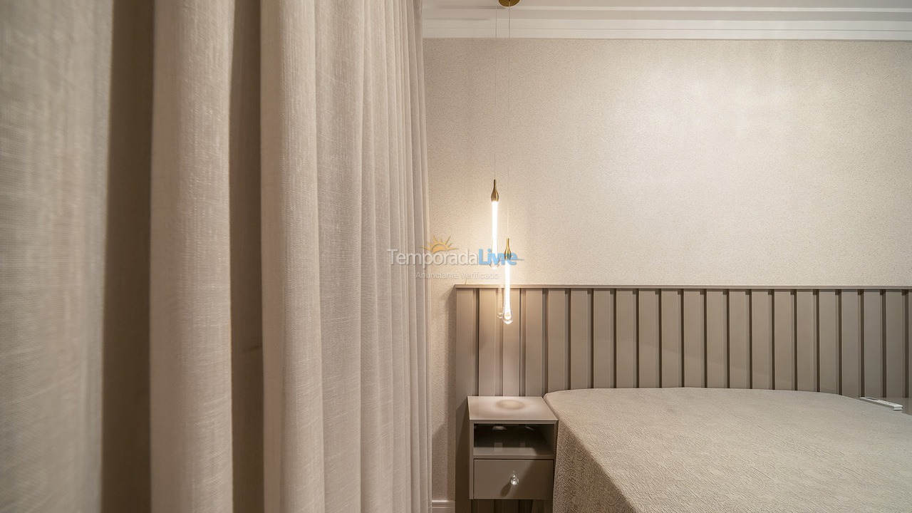 Apartamento para aluguel de temporada em Bombinhas (Praia de Bombinhas)