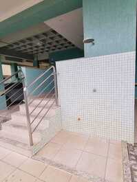 Hermoso apartamento en planta baja de 2 dormitorios en el centro de Bombinhas