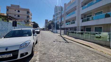 Beautiful house with 4 bedrooms 200 meters from the beach