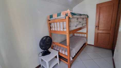 Beautiful house with 4 bedrooms 200 meters from the beach