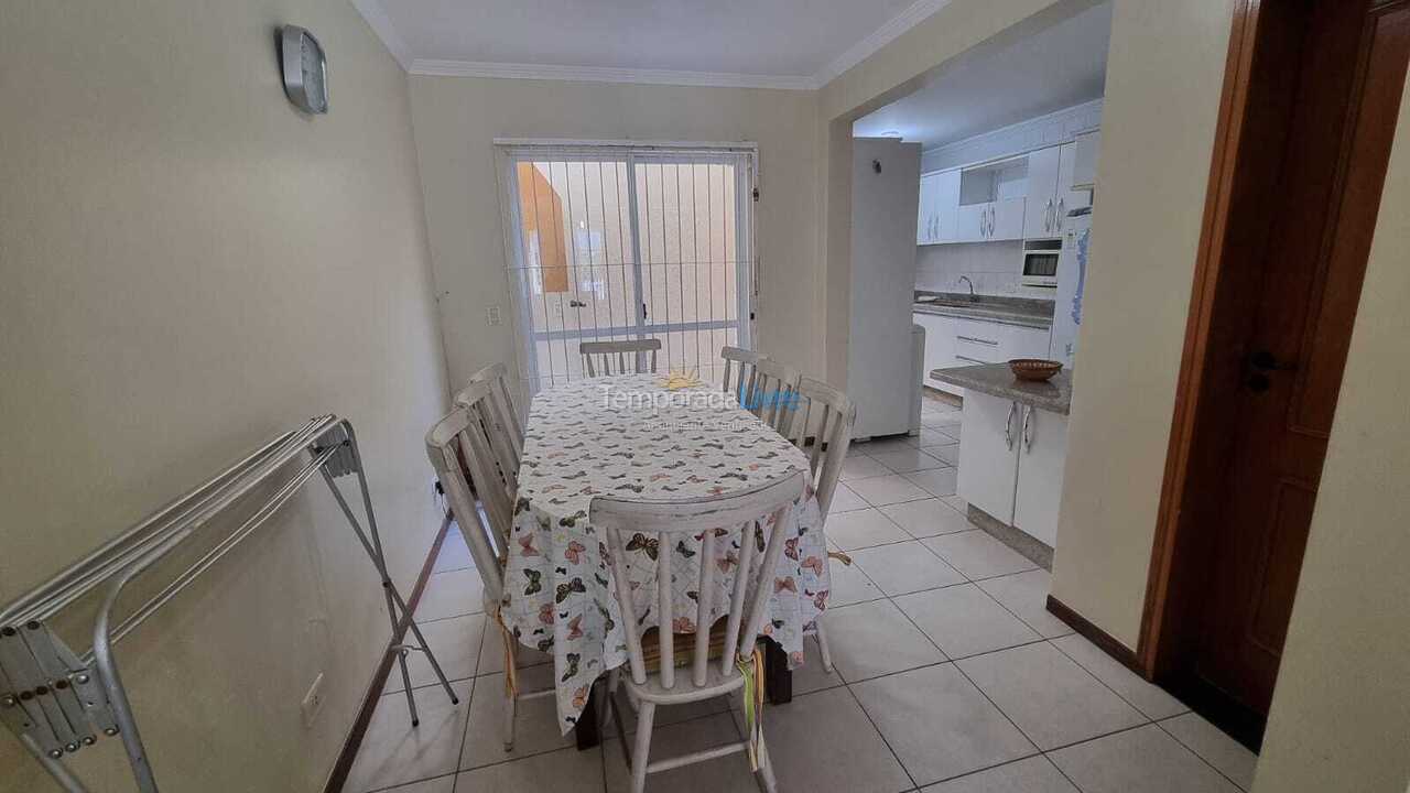 House for vacation rental in Bombinhas (Praia de Bombinhas)