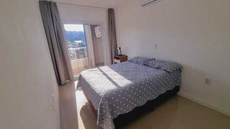 C299 Ap 203 Edificio Viena Park en el centro de Bombinhas - 2 habitaciones