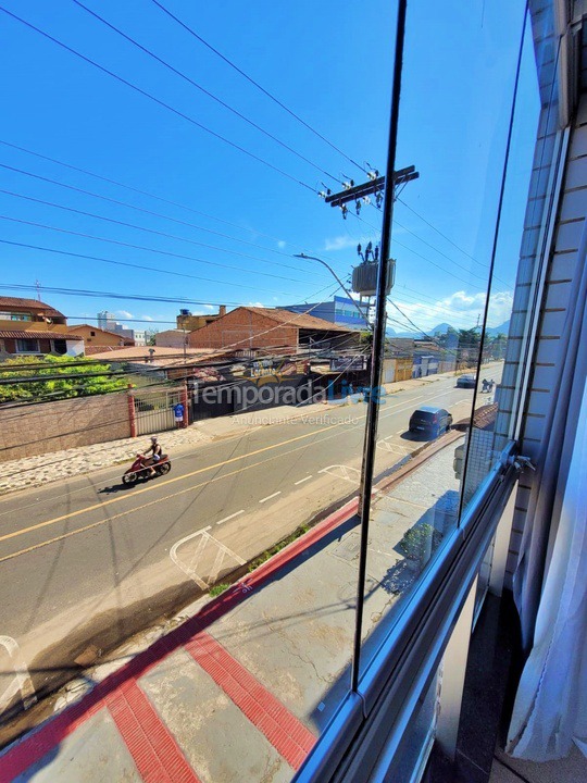 Apartamento para aluguel de temporada em Guarapari (Praia do Morro)