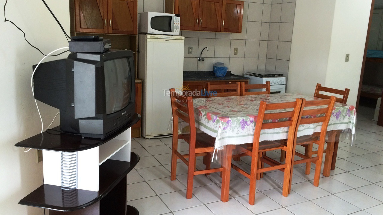 Apartamento para aluguel de temporada em Bombinhas (Praia de Bombinhas)