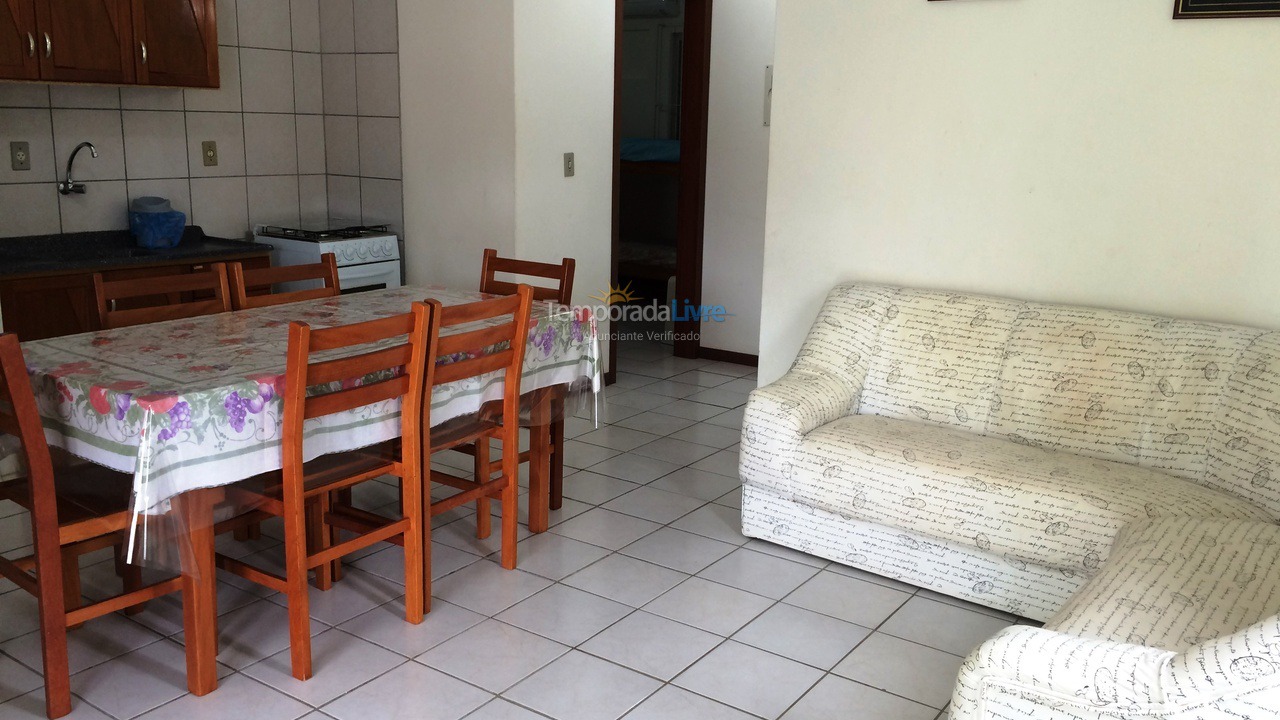 Apartamento para aluguel de temporada em Bombinhas (Praia de Bombinhas)