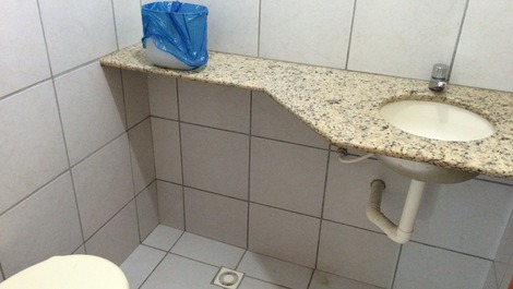 Apartamentos de 2 dormitórios ótimo preço em Bombinhas - C051