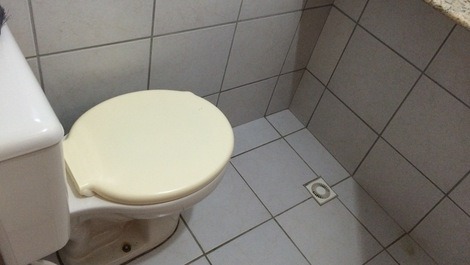 Apartamentos de 2 dormitórios ótimo preço em Bombinhas - C051