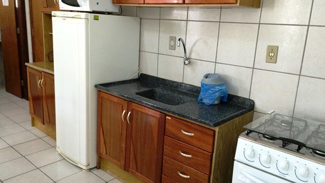 Apartamentos de 2 dormitórios ótimo preço em Bombinhas - C051
