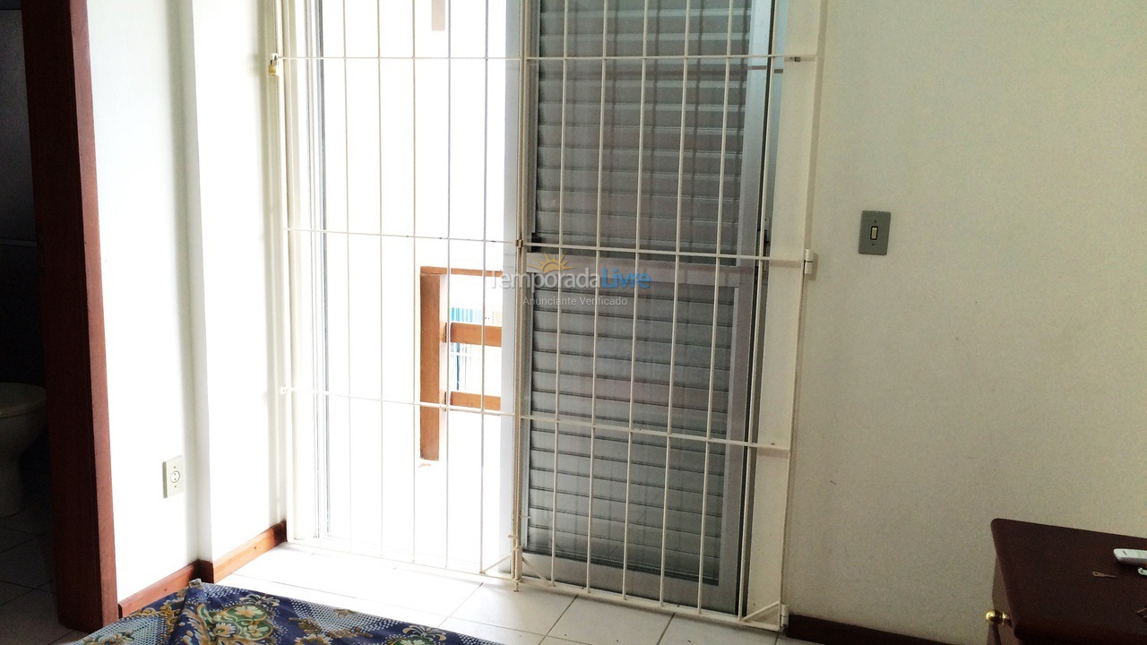 Apartamento para aluguel de temporada em Bombinhas (Praia de Bombinhas)