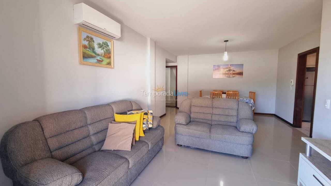 Apartamento para aluguel de temporada em Bombinhas (Praia de Bombinhas)