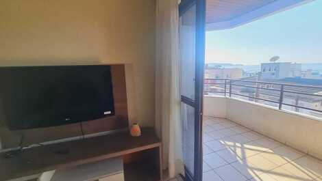 Apartamento de 3 dormitorios en Bombinhas con vista al mar