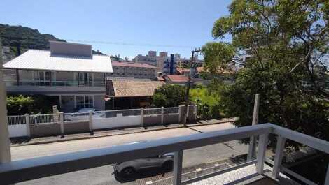 Residencial Raíces apto 1 habitación en el centro de la playa de Bombinhas