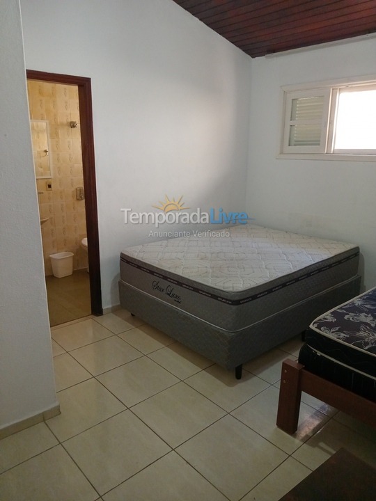 Casa para alquiler de vacaciones em Ubatuba (Praia do Lázaro)