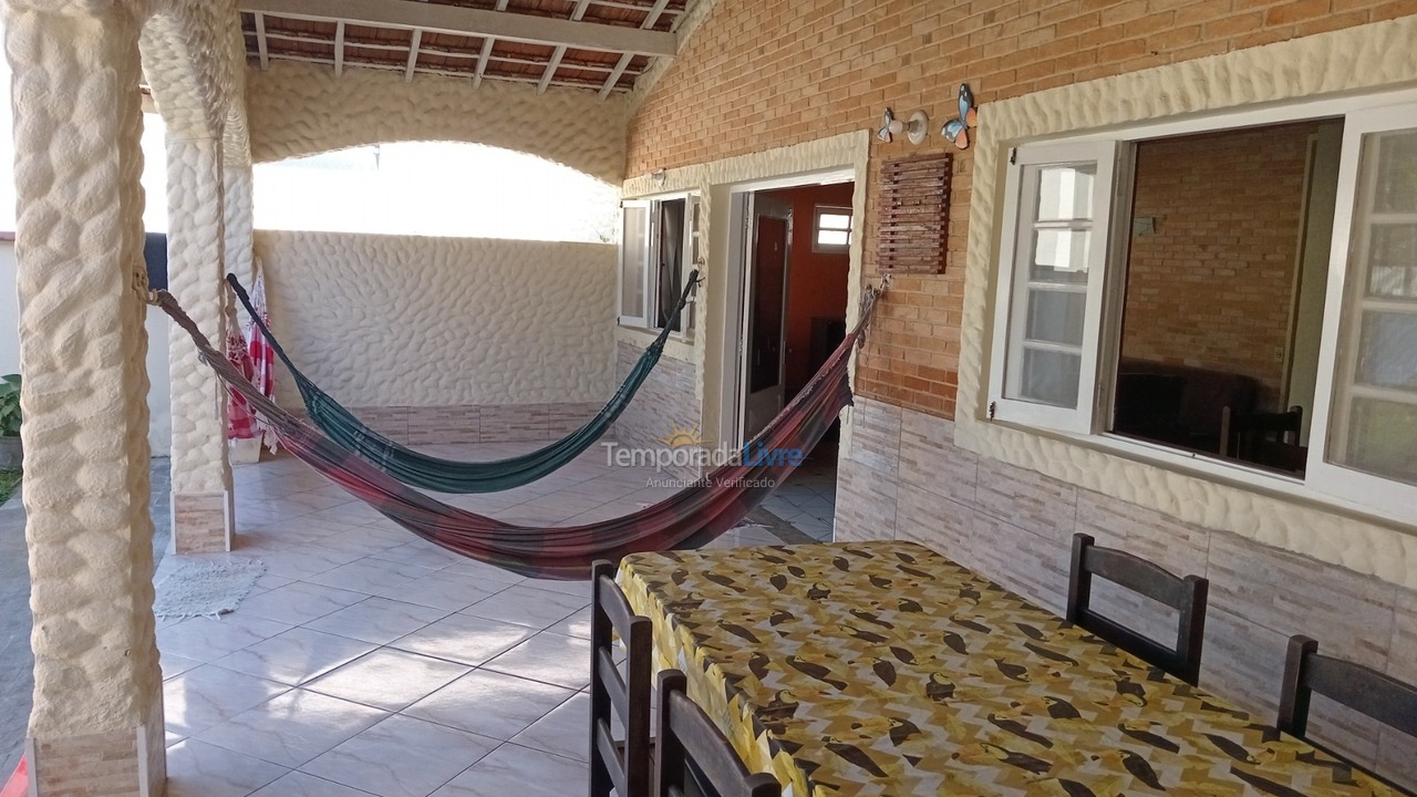 Casa para alquiler de vacaciones em Ubatuba (Praia do Lázaro)