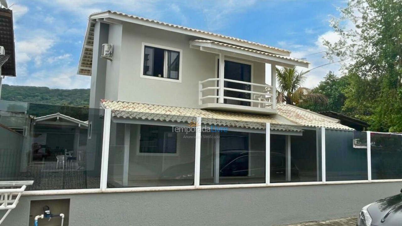 Casa para alquiler de vacaciones em Bombinhas (Mariscal)
