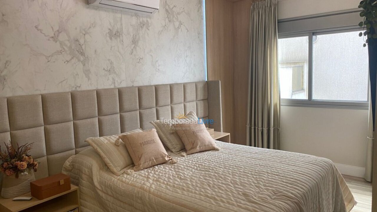 Apartment for vacation rental in Bombinhas (Praia de Bombinhas)