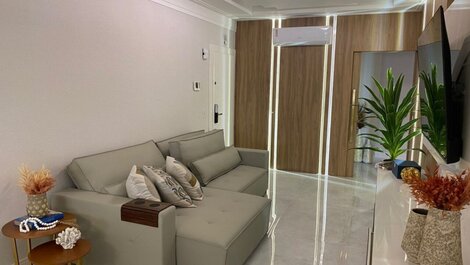 SEA FRONT IN BOMBINHAS - HIGH STANDARD - 03 SUITES