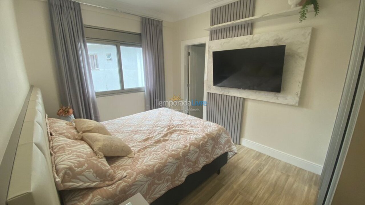 Apartment for vacation rental in Bombinhas (Praia de Bombinhas)