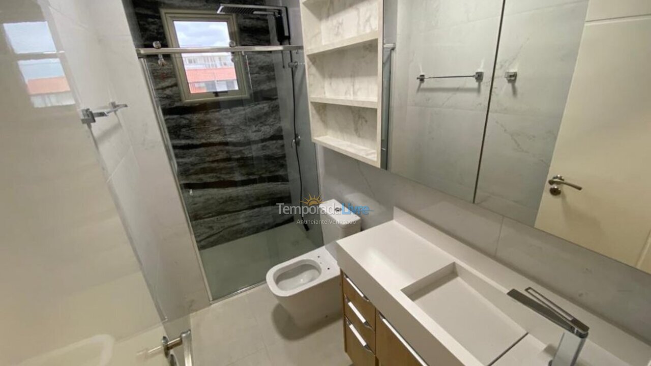 Apartment for vacation rental in Bombinhas (Praia de Bombinhas)