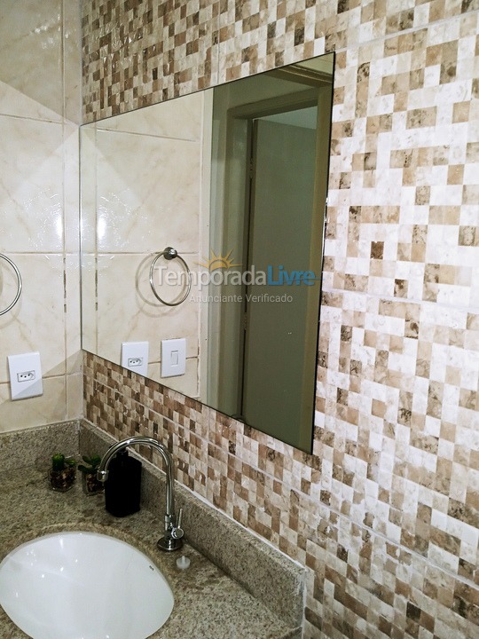 Apartamento para aluguel de temporada em Guarapari (Praia do Ipiranga)