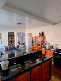 Beautiful house near Cal beach