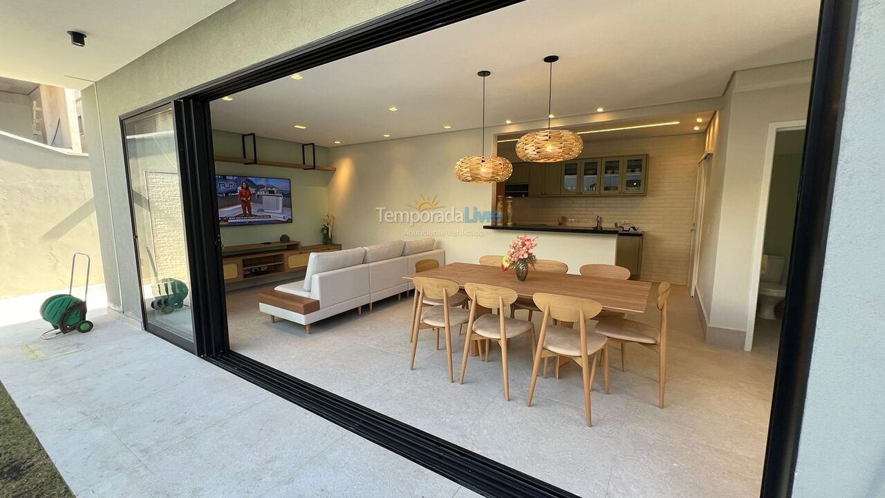 Casa para aluguel de temporada em São Sebastião (Juquehy)