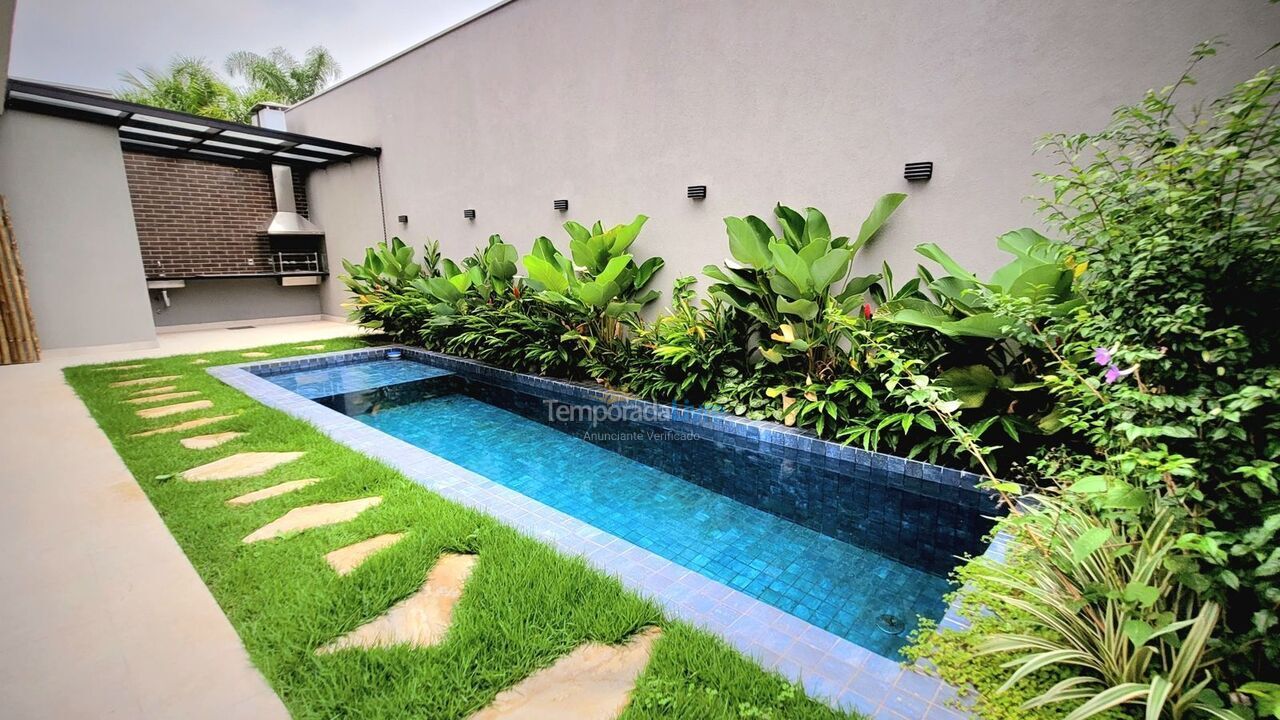 Casa para aluguel de temporada em São Sebastião (Juquehy)